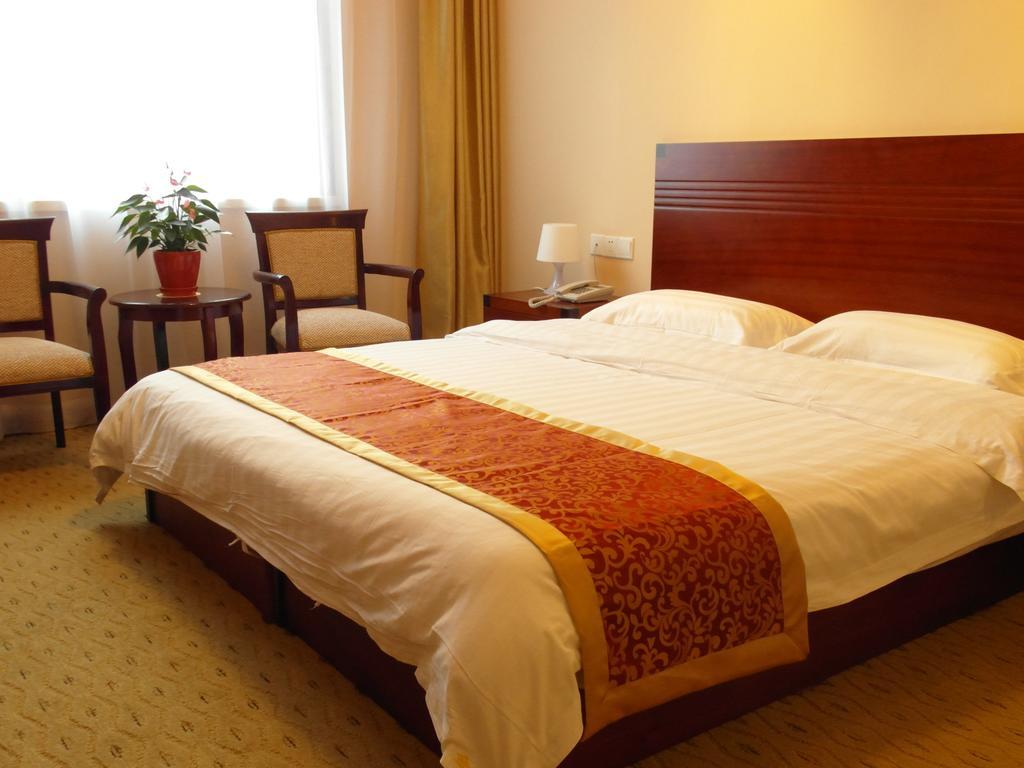 Tianjin Jinma Hotel Zimmer foto